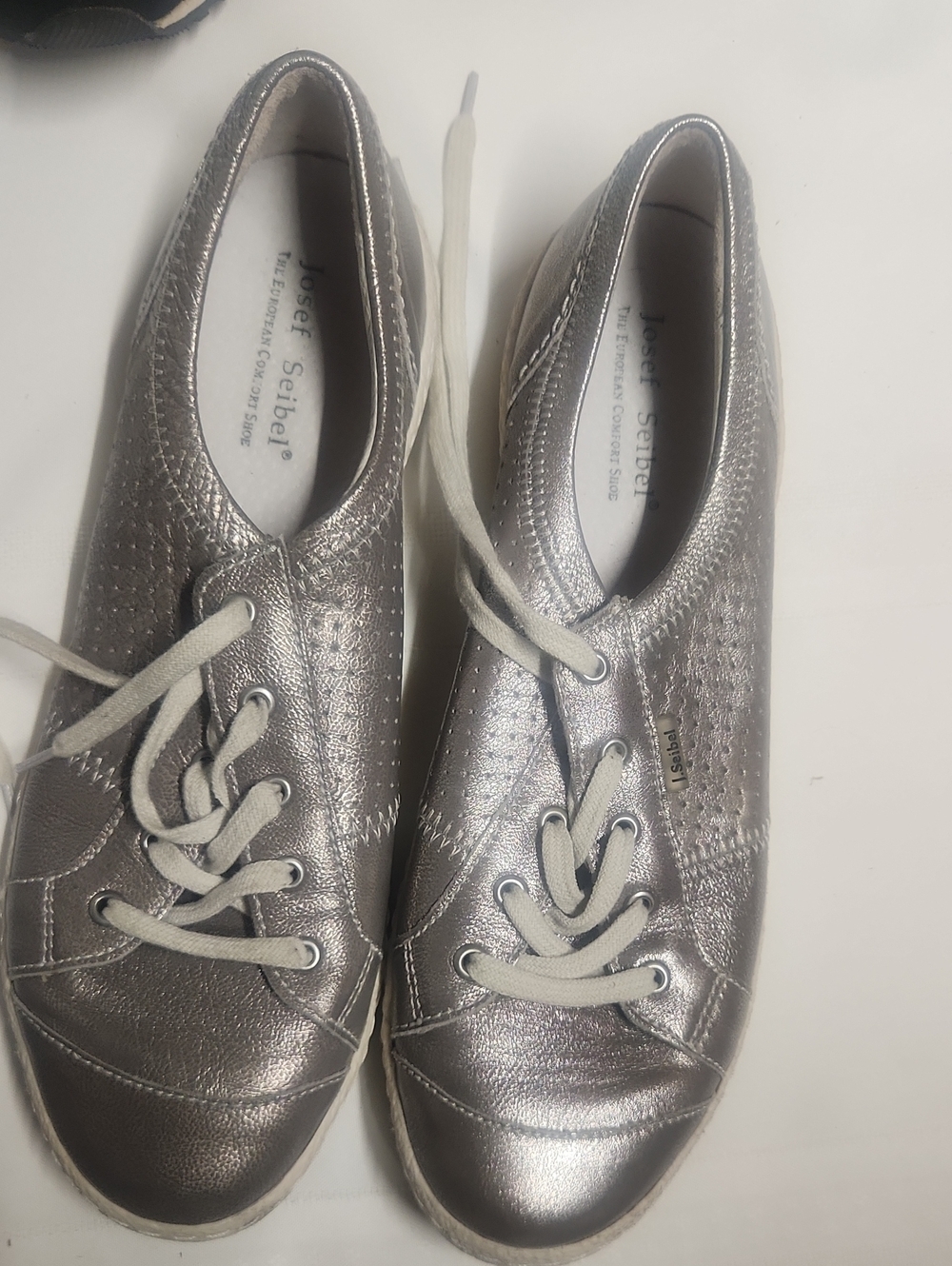 Josef Seibel Metallic Silver Lace-Up Sneakers